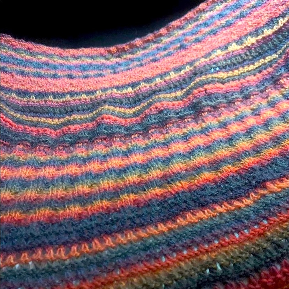 Shal 100% wool. Knitted new.  Nice size for women.